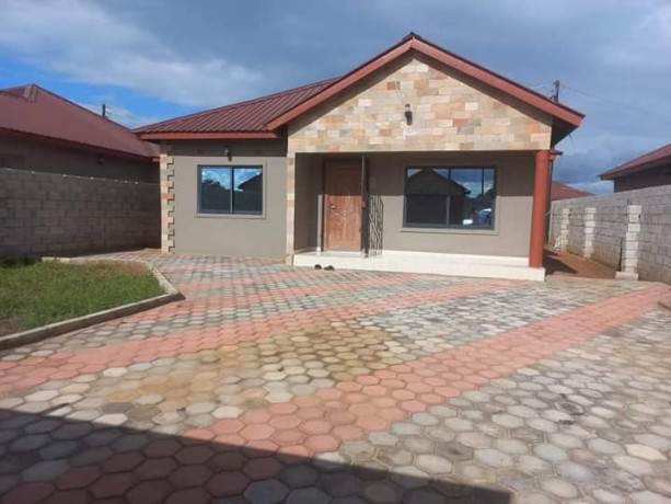 2-bedroom-flat-for-sale-in-new-kasama-big-8