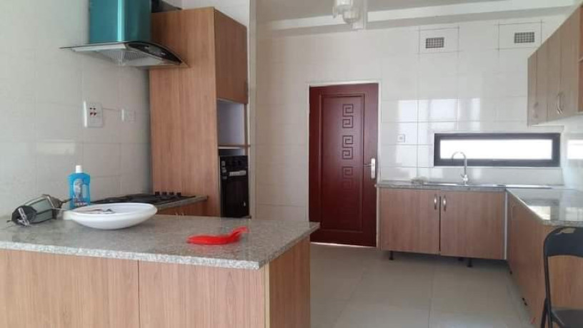 3-bedroom-flat-for-rent-in-ibex-hill-big-7