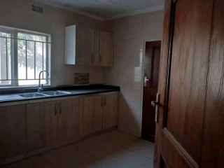 2 Bedroom House For Rent in Makeni