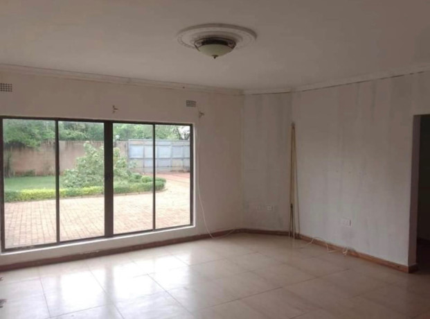 3-bedroom-flat-for-rent-in-new-kasama-big-5