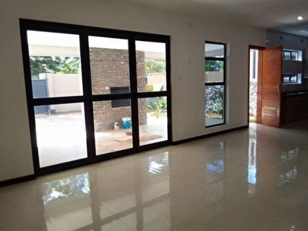 3-bedroom-flats-for-rent-in-new-kasama-big-6