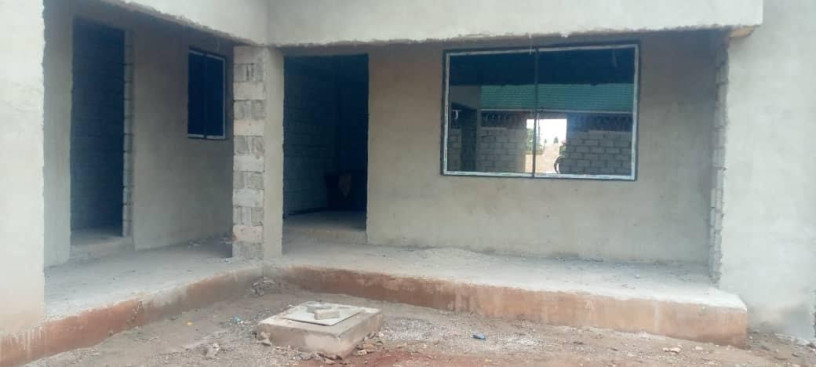 4-bedroom-house-for-sale-in-lilayi-big-0