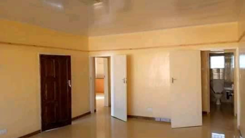 3-bedroom-flat-for-rent-in-chalala-big-4