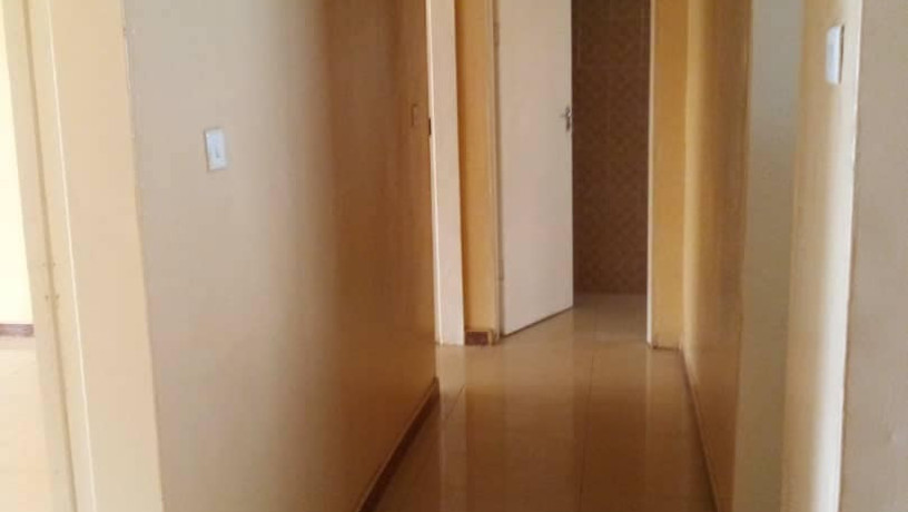 3-bedroom-flat-for-rent-in-chalala-big-5