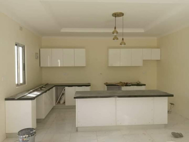 1-bedroom-flat-for-rent-in-ibex-meanwood-big-4