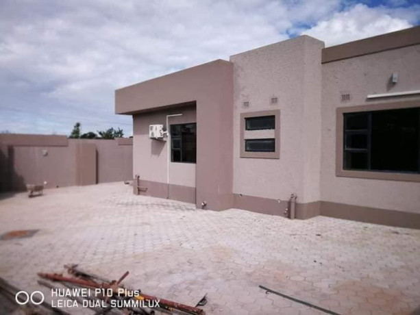 3-bedroom-house-for-rent-in-olympia-big-8