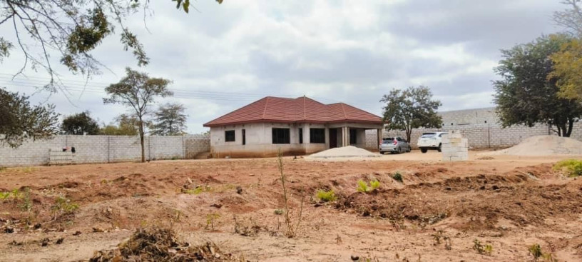 3-bedroom-incomplete-house-for-sale-in-ibex-meanwood-big-0