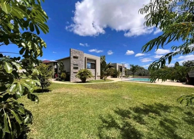 4-bedroom-house-for-sale-in-ibex-hill-big-0