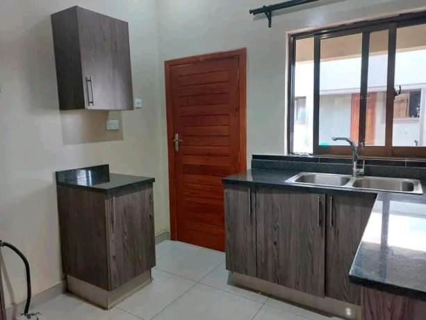neat-and-spacious-3-bedroom-flats-for-sale-in-new-kasama-big-6