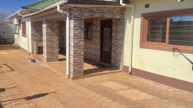 4-bedroom-house-for-rent-in-makeni-big-6