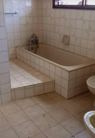 4-bedroom-house-for-rent-in-makeni-big-4