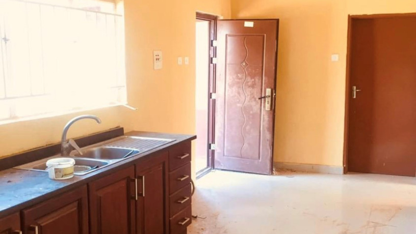 2-bedroom-flat-for-rent-in-makeni-big-1