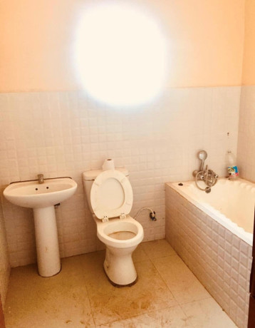 2-bedroom-flat-for-rent-in-makeni-big-4