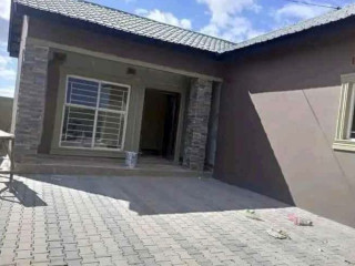 3 Bedroom House For Rent In Chalala