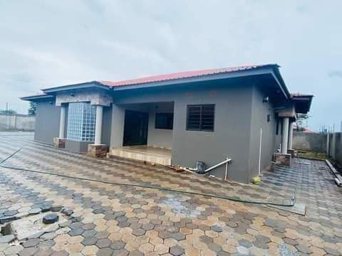 2-bedroom-house-for-sale-in-new-kasama-big-1