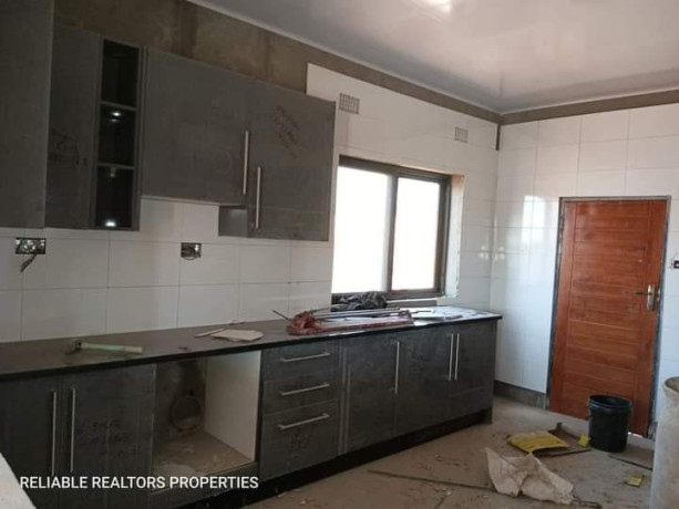 3-bedroom-house-for-sale-in-new-kasama-big-2