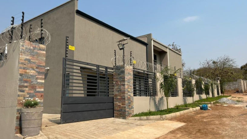 4-bedroom-house-for-sale-in-new-kasama-big-8