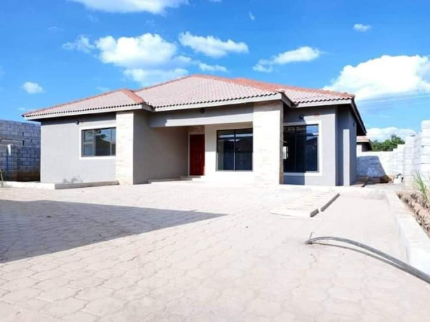 3-bedroom-house-for-sale-in-new-kasama-big-3