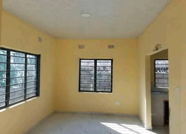 newly-built-2-bedroom-flats-in-ibex-hill-big-4