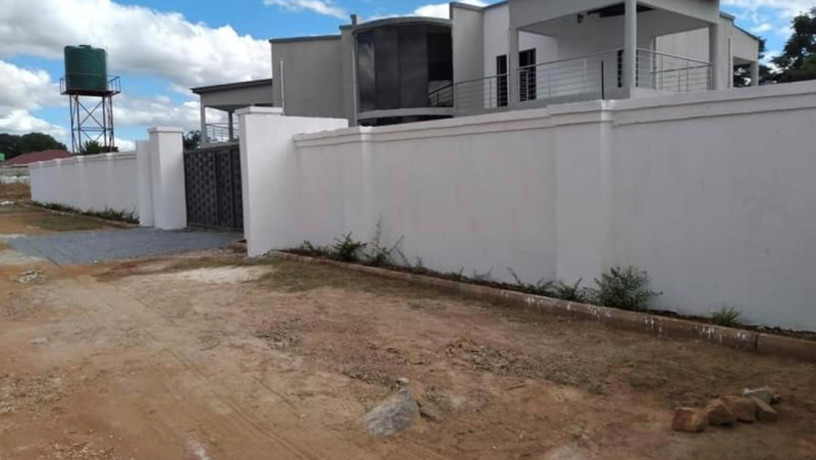 neat-and-spacious-5-bedroom-house-for-sale-in-ibex-hill-big-8