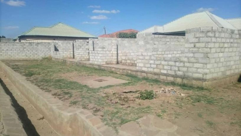 unfinished-2-bedroom-flats-for-sale-in-barlastone-big-3