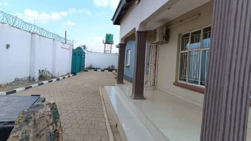 3-bedroom-house-for-sale-in-chalala-big-3