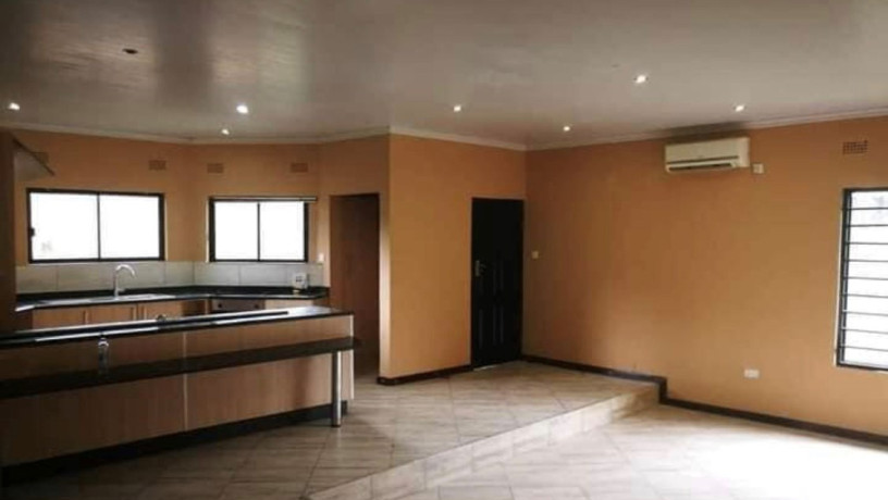 3-bedroom-flat-for-rent-in-makeni-big-2