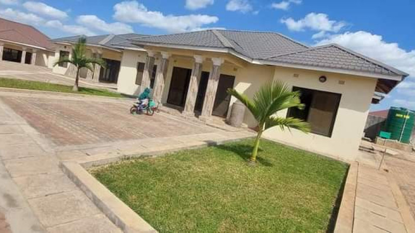 3-bedroom-flat-for-rent-in-makeni-majoru-big-3