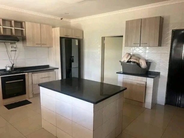 4-bedroom-house-for-rent-in-makeni-big-1
