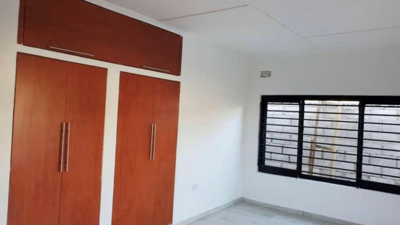 3-bedroom-flat-for-rent-in-makeni-big-2