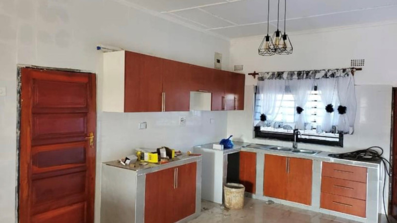 3-bedroom-flat-for-rent-in-makeni-big-0