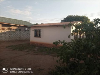 2 Bedroom House For Sale in Libala