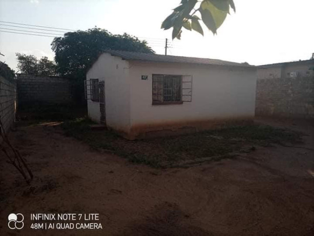 2-bedroom-house-for-sale-in-libala-big-3