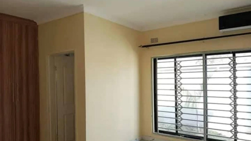 2-bedroom-flat-for-rent-in-chalala-big-3