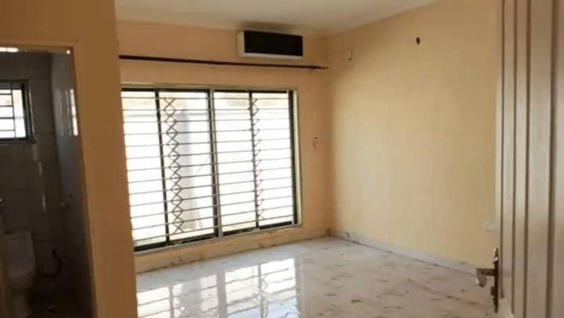 2-bedroom-flat-for-rent-in-chalala-big-2