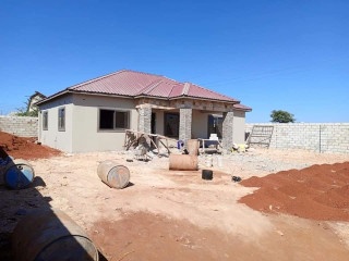 3 Bedroom House For Sale in Chalala