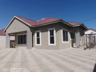 3 Bedroom Houses for Sale in Chalala