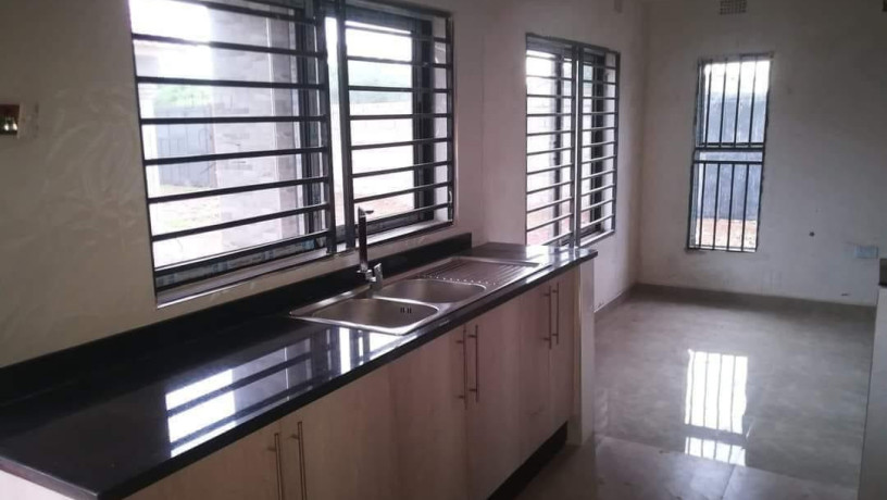 3-bedroom-houses-for-sale-in-chalala-big-8