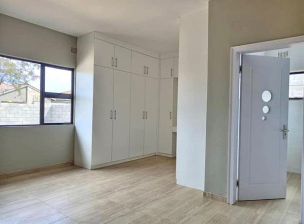 3-bedroom-house-for-sale-in-new-kasama-big-3