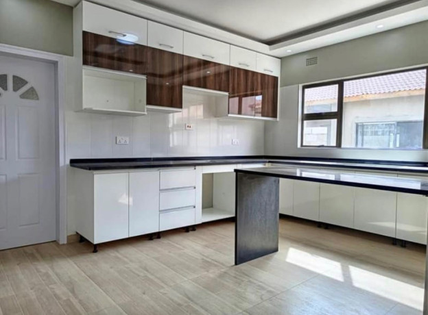 3-bedroom-house-for-sale-in-new-kasama-big-1