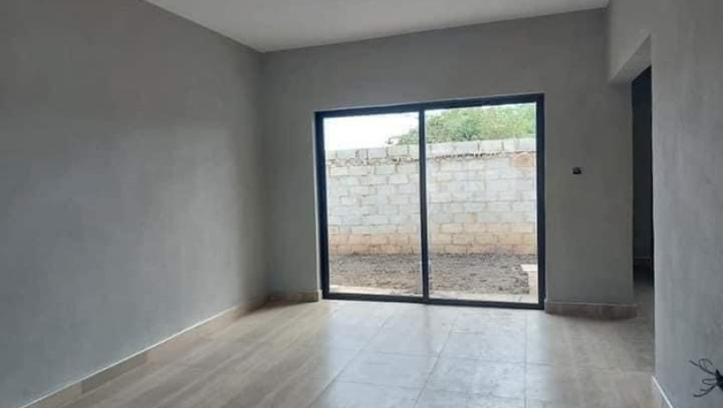 4-bedroom-house-for-sale-in-new-kasama-big-2