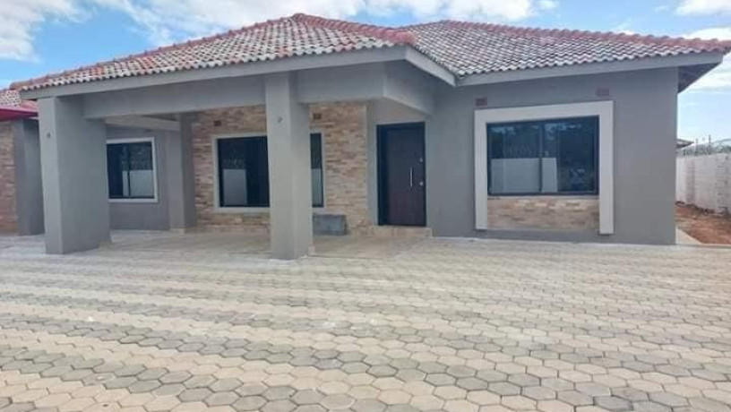 4-bedroom-house-for-sale-in-new-kasama-big-0