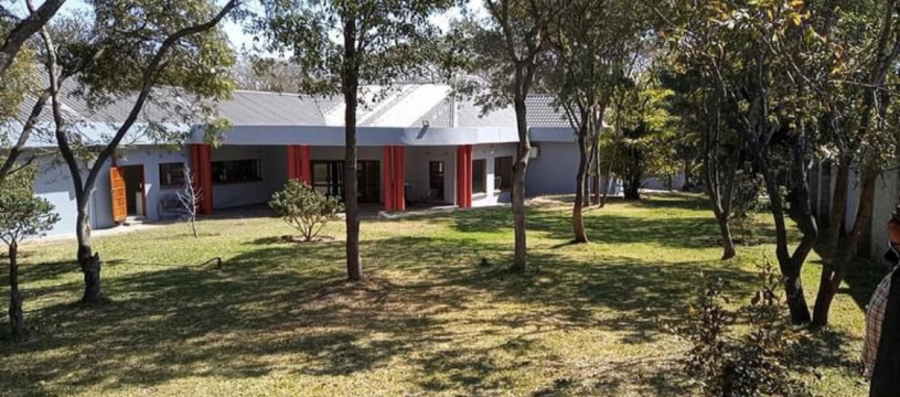 4-bedroom-house-for-sale-in-new-kasama-big-2