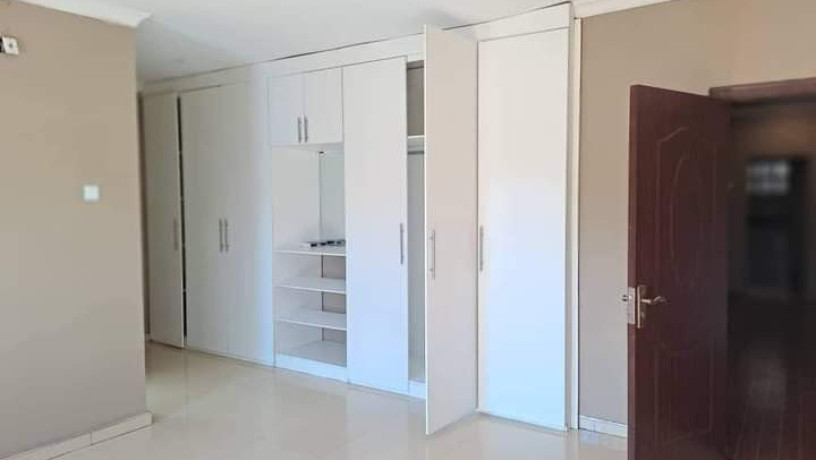 3-bedroom-flat-for-rent-in-new-kasama-big-8