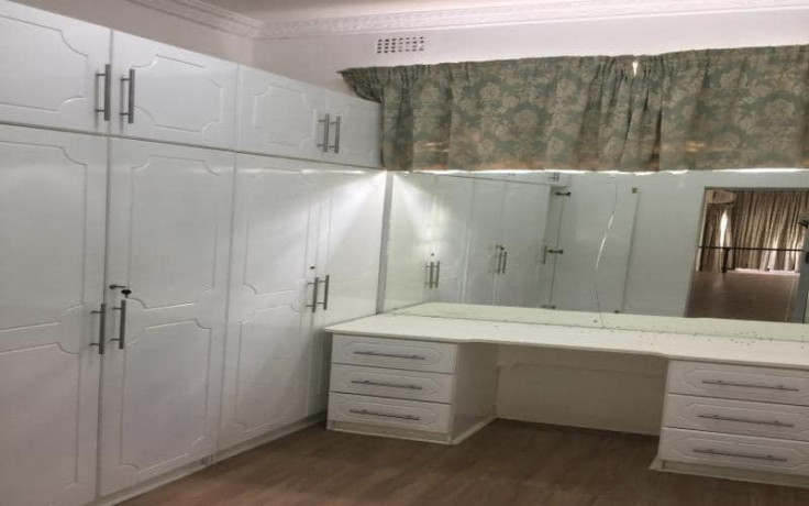 5-bedroom-house-for-sale-in-new-kasama-big-6