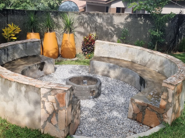 5-bedroom-stand-alone-house-for-rent-in-roma-park-big-2