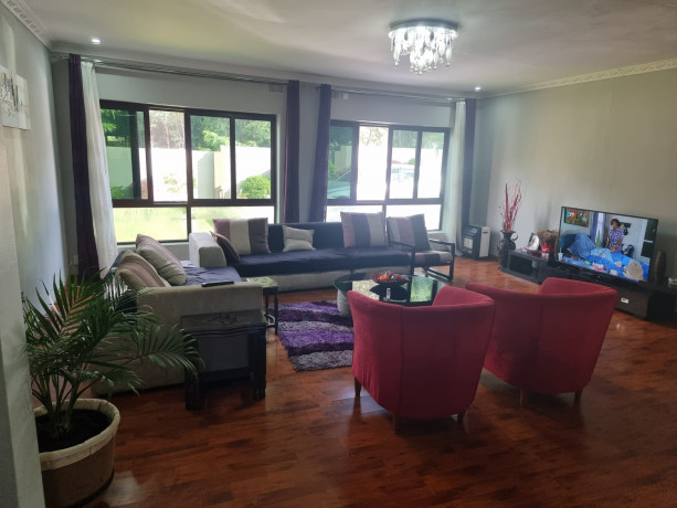 5-bedroom-stand-alone-house-for-rent-in-roma-park-big-5