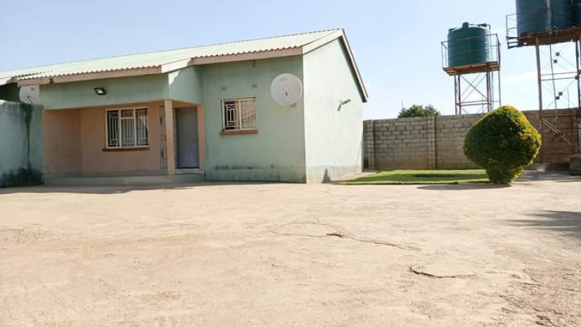 2-bedroom-house-for-sale-in-chalala-big-3