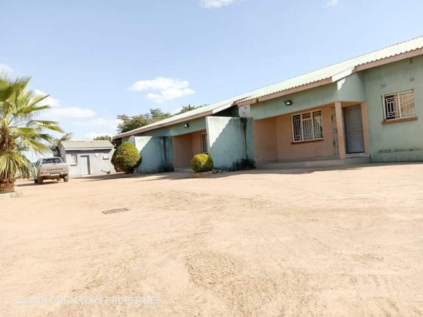 2-bedroom-house-for-sale-in-chalala-big-4