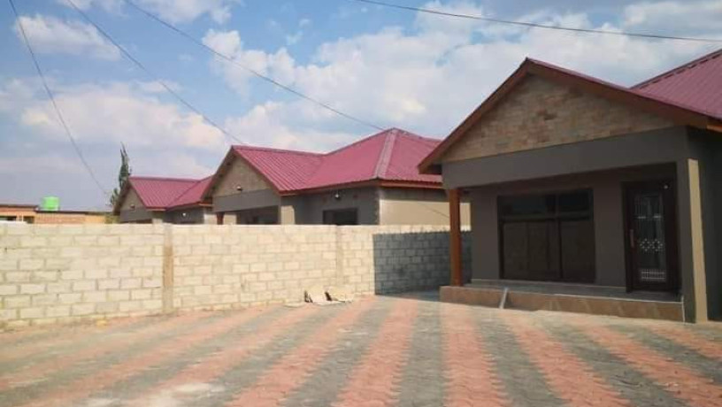 3-bedroom-houses-for-sale-in-chalala-big-9